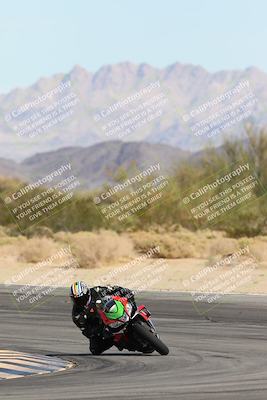 media/Nov-16-2025-Race Pace (Sun) [[8c5fa54630]]/Non Verified Riders (1st 20 Minutes)/2-Turn 10 (1010am)/